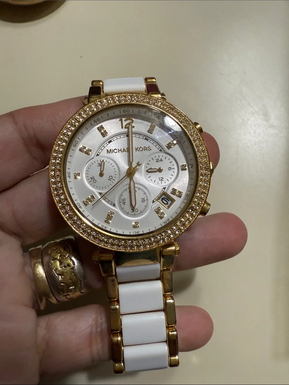 Micheal Kors MK6119 Parker Diamond Watch for parts/not working